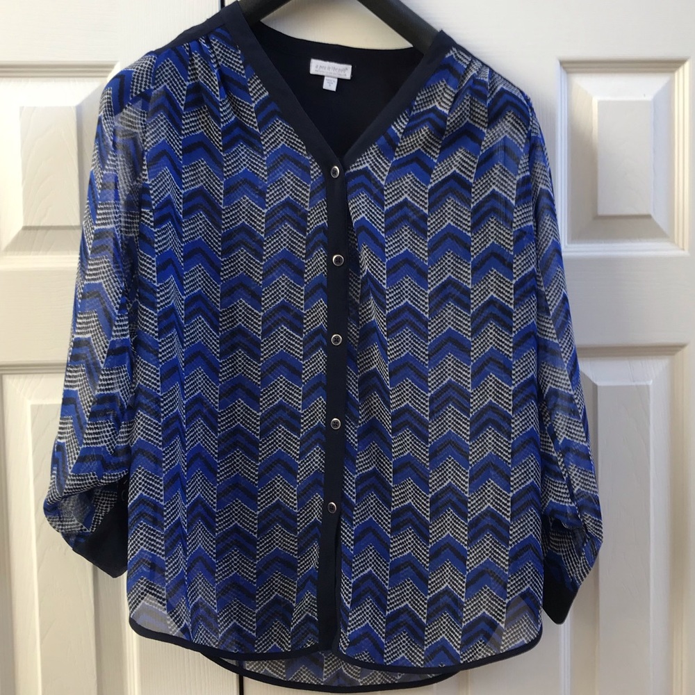 A Pea in the Pod Maternity shirt